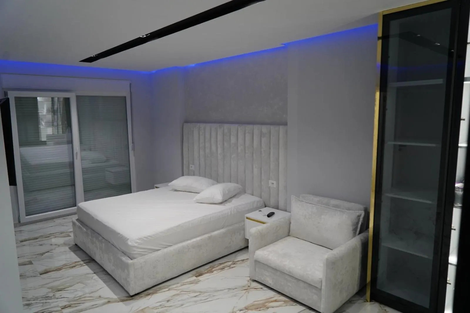 Luxury Holidays Shengjin 0*,